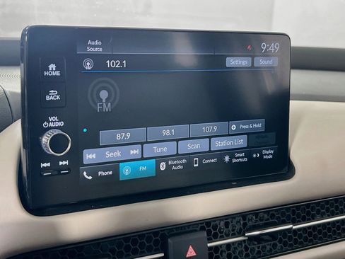 Used 2023 Honda HR-V EX-L image 14
