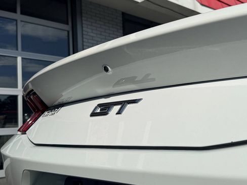 Used 2024 Ford Mustang GT Premium RWD image 9