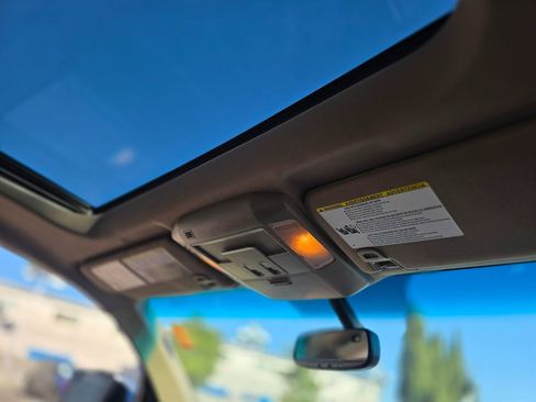 Used 2016 Toyota Tundra Limited image 18