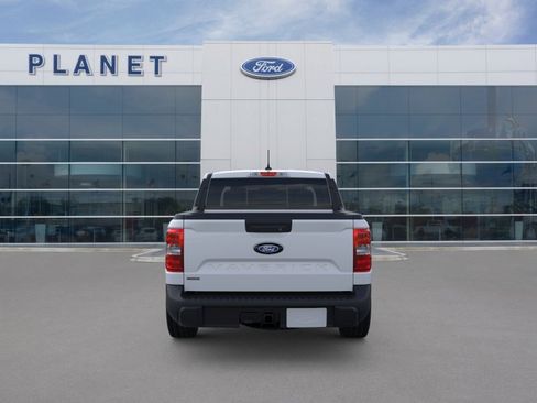 New 2026 Ford Maverick XLT w/ XLT Luxury Package FWD image 6