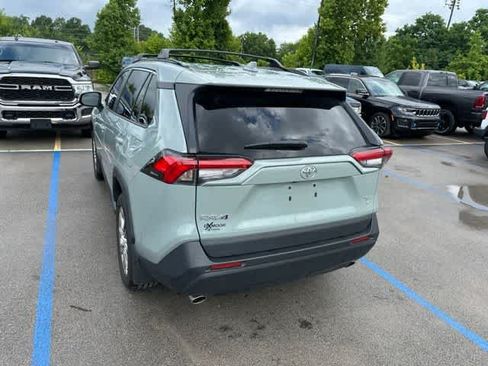 Used 2021 Toyota RAV4 XLE Premium AWD/4WD image 15