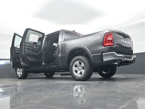 New 2026 RAM 1500 4x4 Crew Cab image 67