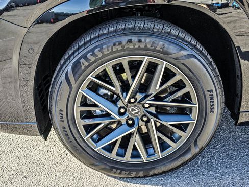 Used 2025 Lexus TX 350 AWD image 8