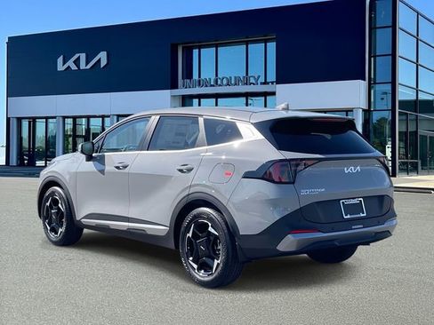 New 2026 Kia Sportage EX image 4