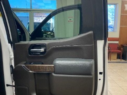 Used 2019 GMC Sierra 1500 Denali w/ Denali Ultimate Package image 19