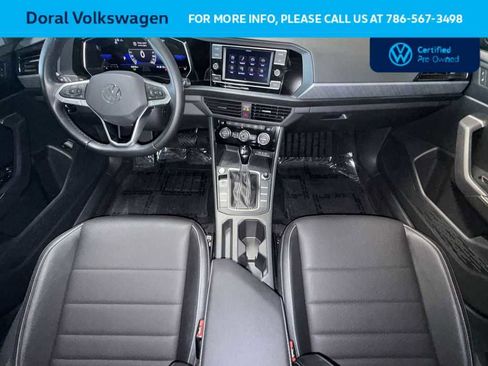 Certified 2024 Volkswagen Jetta SE w/ Panoramic Sunroof Package FWD image 24