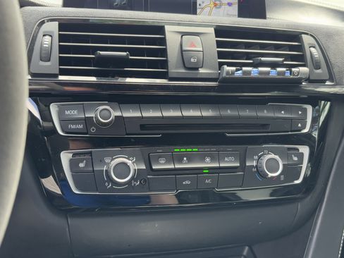 Used 2018 BMW M3 CS w/ Executive Package image 28