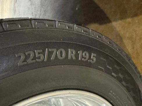 Used 2016 Ford F450 Lariat w/ Lariat Interior Package image 34