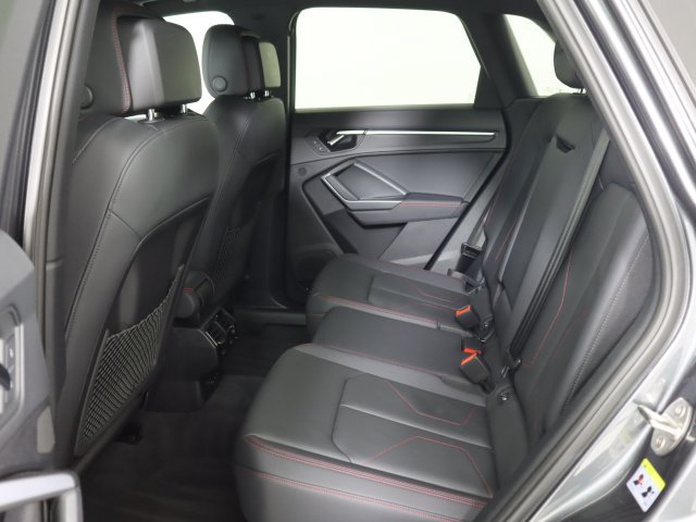 Used 2025 Audi Q3 2.0T Premium Plus AWD/4WD image 15