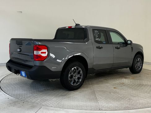 Used 2025 Ford Maverick XLT w/ Equipment Group 302A image 8