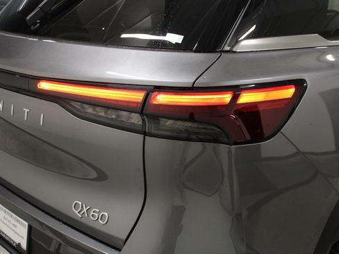 New 2026 INFINITI QX60 Luxe image 11