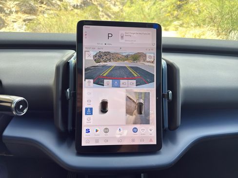 New 2026 Volvo EX30 Ultra w/ Protection Package Premier image 17