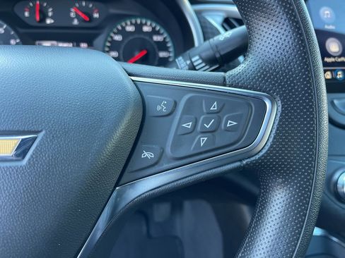 Used 2024 Chevrolet Malibu LT image 18