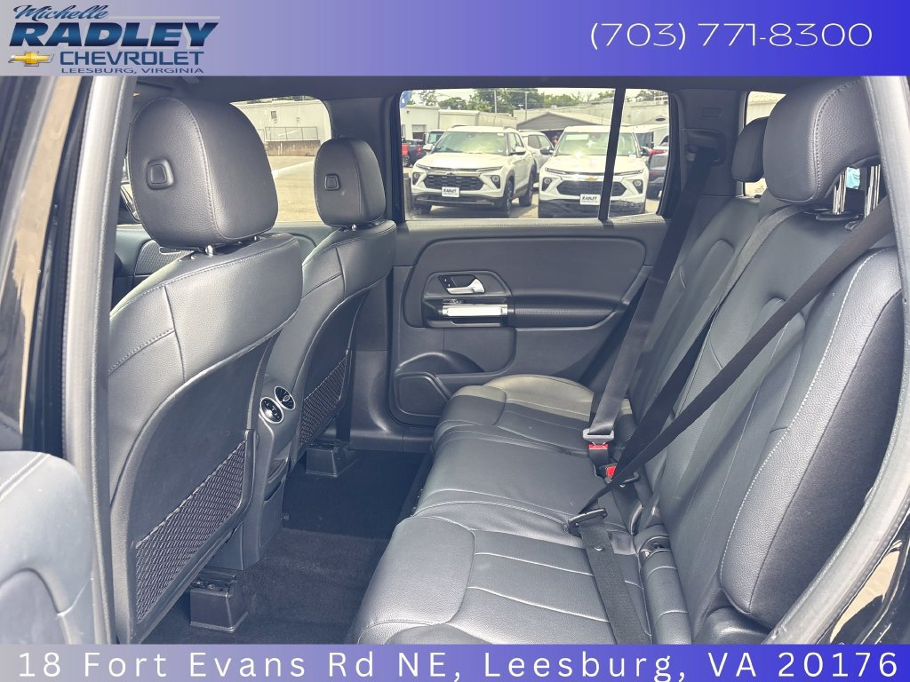Used 2022 Mercedes-Benz GLB 250 4MATIC image 14