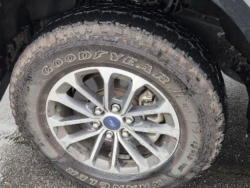 Used 2020 Ford F150 XLT w/ Equipment Group 302A Luxury AWD/4WD image 26