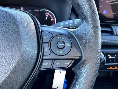 Used 2024 Toyota RAV4 LE image 23