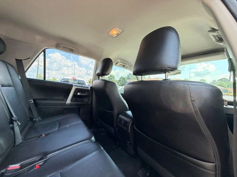 Used 2014 Toyota 4Runner SR5 RWD image 27