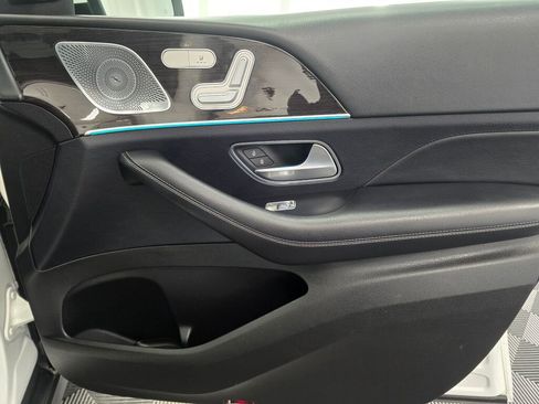 Used 2020 Mercedes-Benz GLE 450 4MATIC image 25