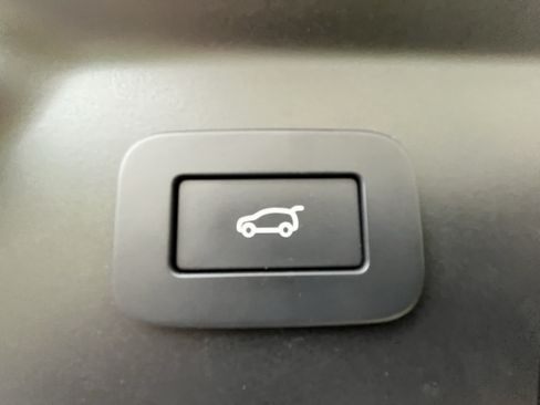 Used 2025 Land Rover Range Rover Velar Dynamic SE AWD/4WD image 34