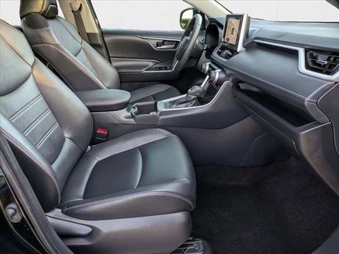 Used 2024 Toyota RAV4 XLE Premium image 22