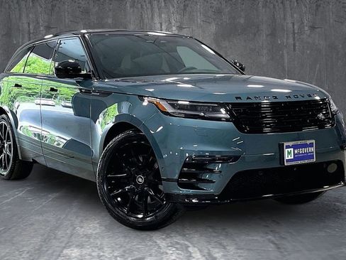 Used 2026 Land Rover Range Rover Velar Dynamic SE AWD/4WD image 3