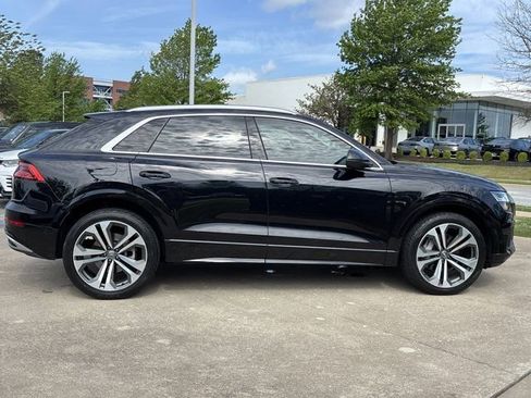 Used 2019 Audi Q8 Prestige AWD/4WD image 2