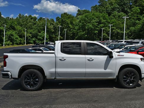 Used 2021 Chevrolet Silverado 1500 RST w/ Convenience Package II AWD/4WD image 6