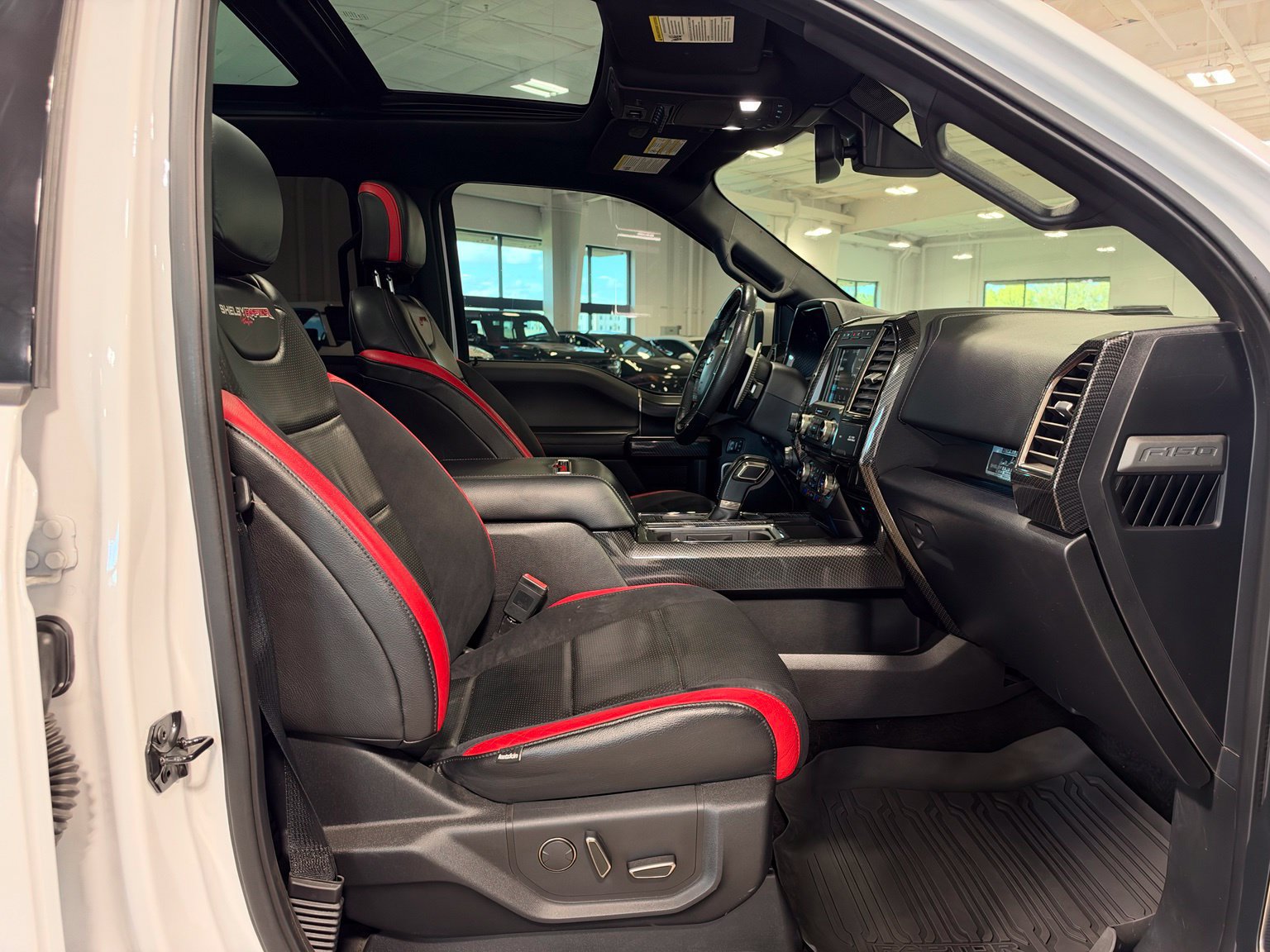 Used 2018 Ford F150 Raptor w/ Equipment Group 802A Luxury AWD/4WD image 47