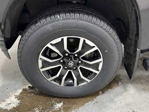 Certified 2021 Toyota Tacoma TRD Sport image 10