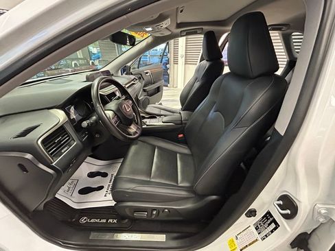 Used 2021 Lexus RX 350L Premium w/ Premium Package image 54