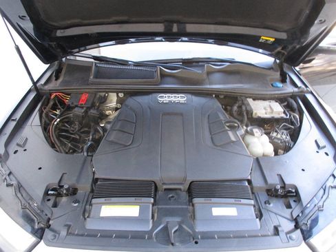 Used 2018 Audi Q7 3.0T Prestige w/ Prestige Package image 46