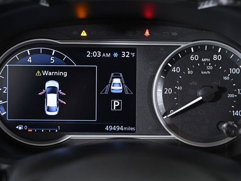 Used 2020 Nissan Versa SV image 16