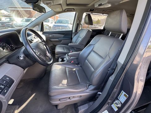 Used 2016 Honda Odyssey EX-L image 17