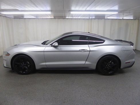 Used 2019 Ford Mustang Coupe w/ Ford Safe & Smart Package RWD image 4