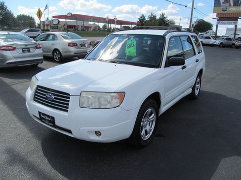 Used 2006 Subaru Forester 2.5X image 1