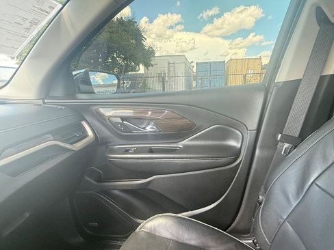 Used 2019 GMC Terrain Denali w/ Advanced Safety Package FWD image 15