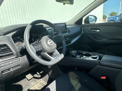 Used 2023 Nissan Rogue SV AWD/4WD image 15
