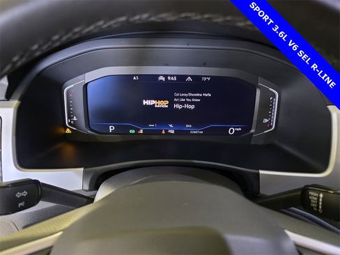 Used 2021 Volkswagen Atlas Cross Sport SEL R-Line image 23