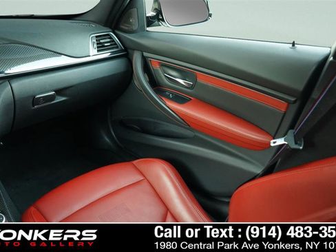 Used 2018 BMW M3 image 36