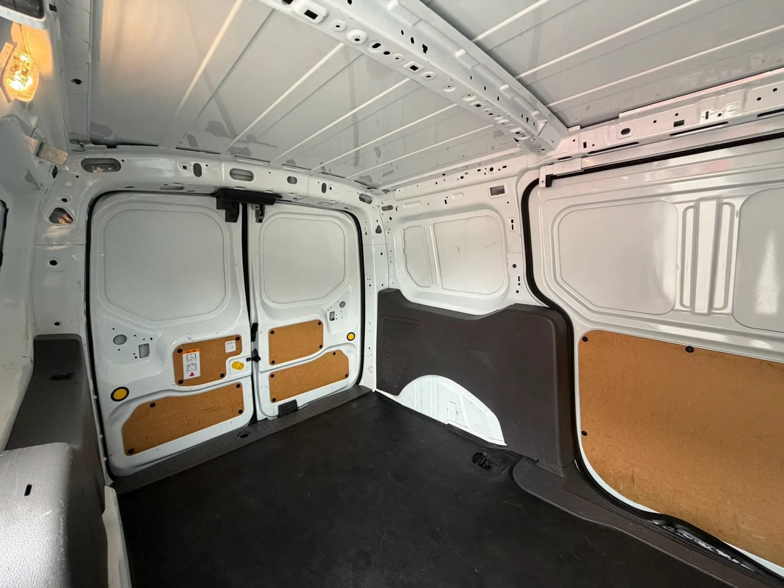 Used 2022 Ford Transit Connect XL FWD image 29