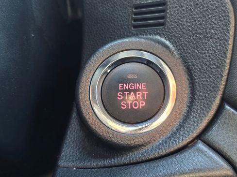 Used 2021 Subaru Outback Premium image 37