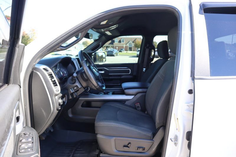 Used 2020 RAM 2500 Big Horn w/ Night Edition AWD/4WD image 10