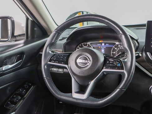 Used 2024 Nissan Altima 2.5 SL image 12