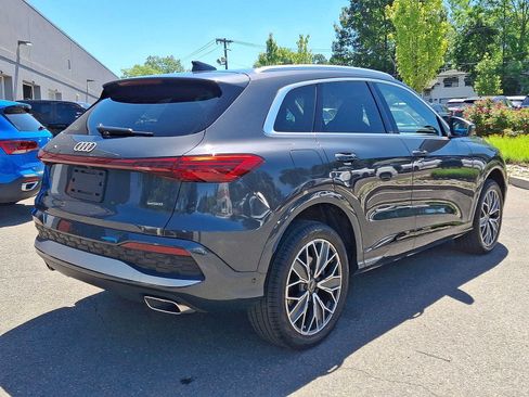 Certified 2025 Audi Q5 Premium w/ Premium Plus AWD/4WD image 28