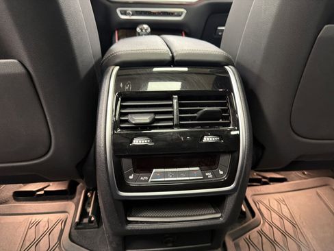 Used 2020 BMW X5 xDrive40i w/ Convenience Package image 26