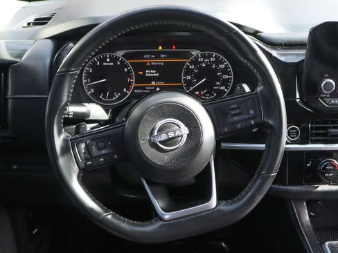 Used 2022 Nissan Pathfinder SV FWD image 21