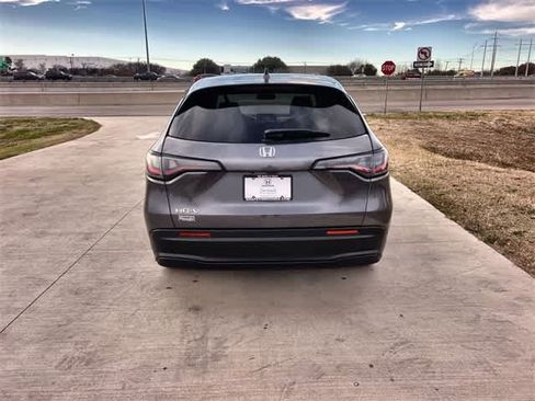 Certified 2026 Honda HR-V LX image 6