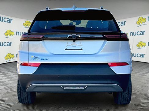 Certified 2023 Chevrolet Bolt EUV LT w/ Convenience Package image 5