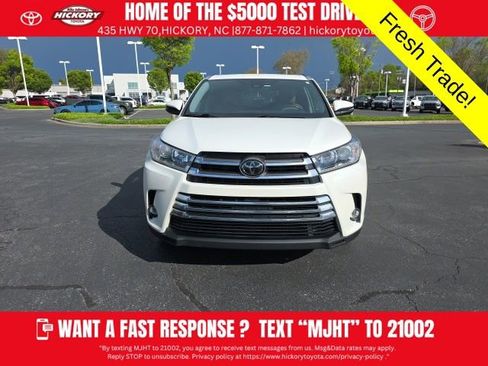 Used 2019 Toyota Highlander Limited image 4