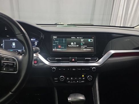 Used 2020 Kia Niro EX Premium FWD image 12
